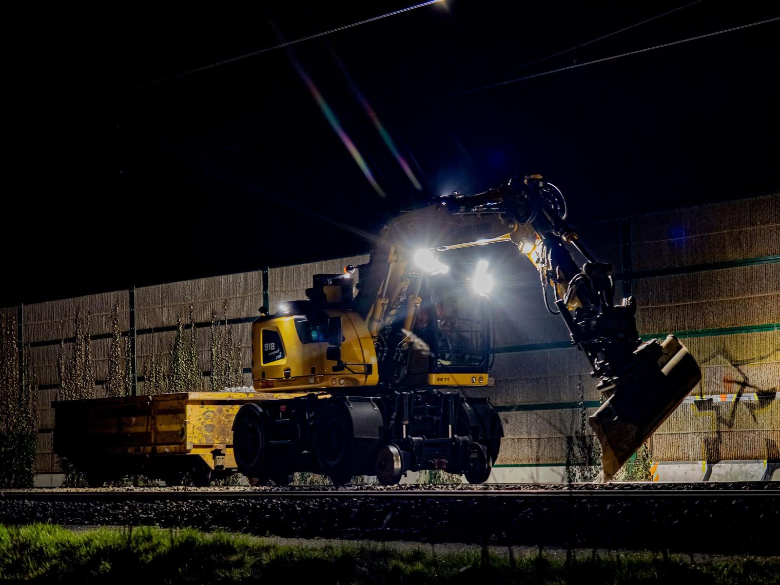 Spoorkraan machine in actie